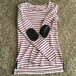 Long sleeve shirt with elbow details